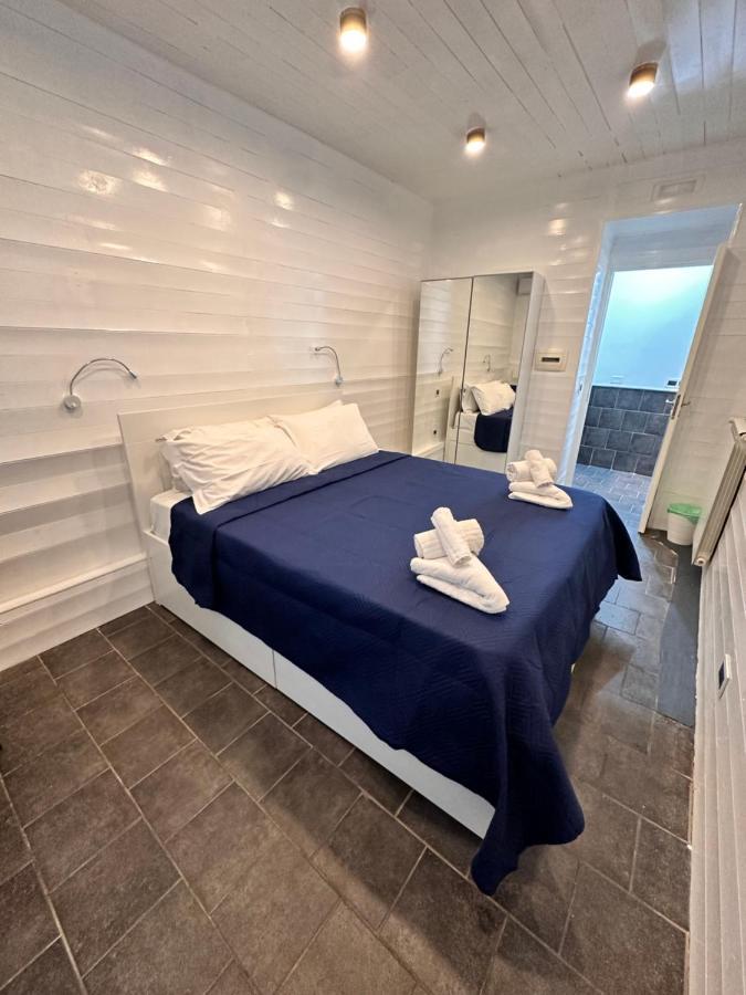 Yacht Club Angioino Hotel เนเปิลส์ ภายนอก รูปภาพ